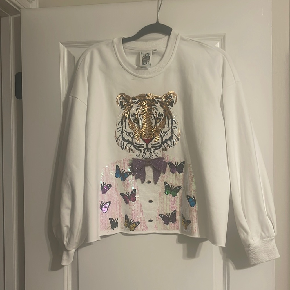 Queen of sparkles tiger sweatshirt